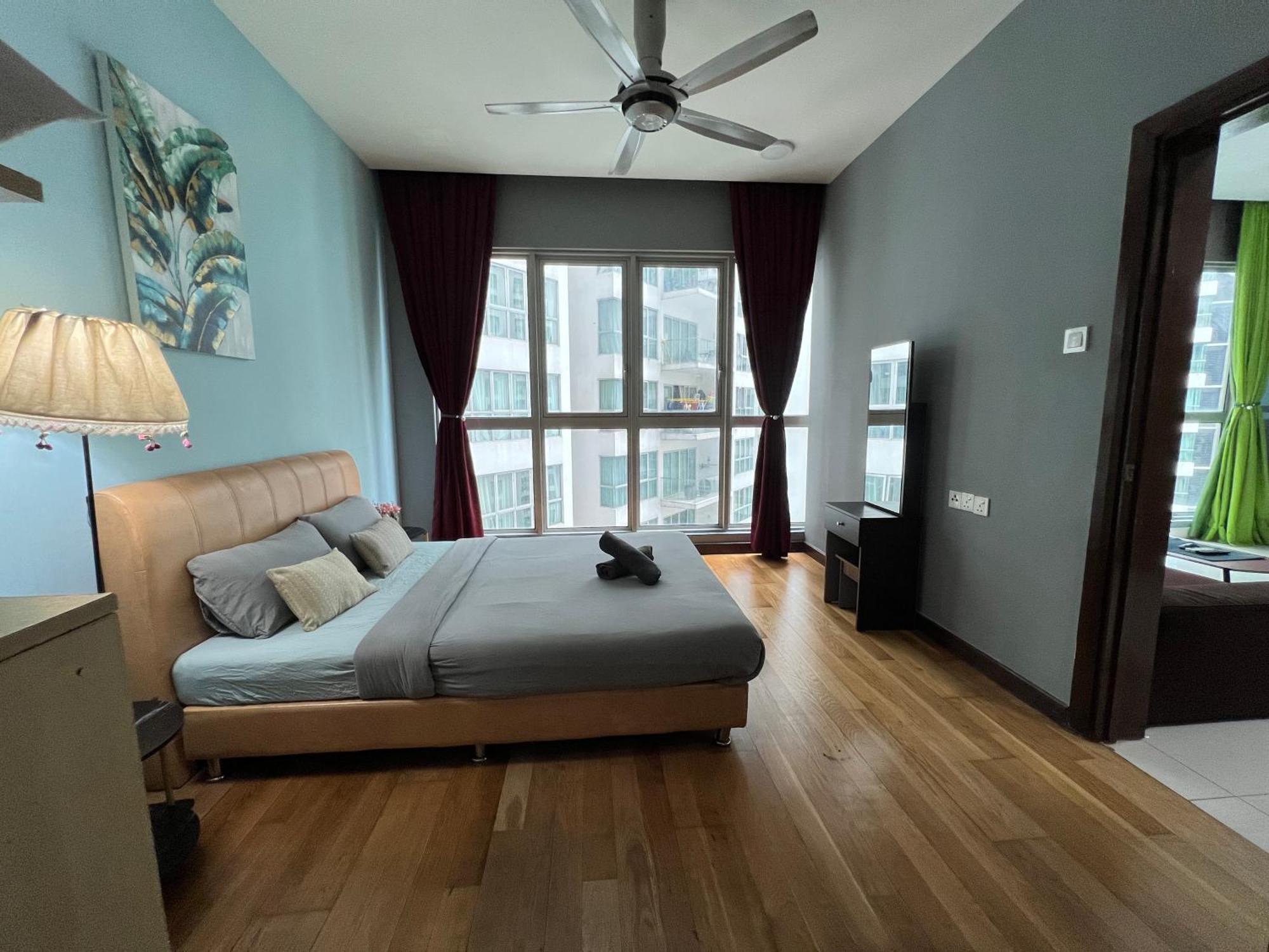 Regalia Service Suites Klcc Skypool Kuala Lumpur Luaran gambar