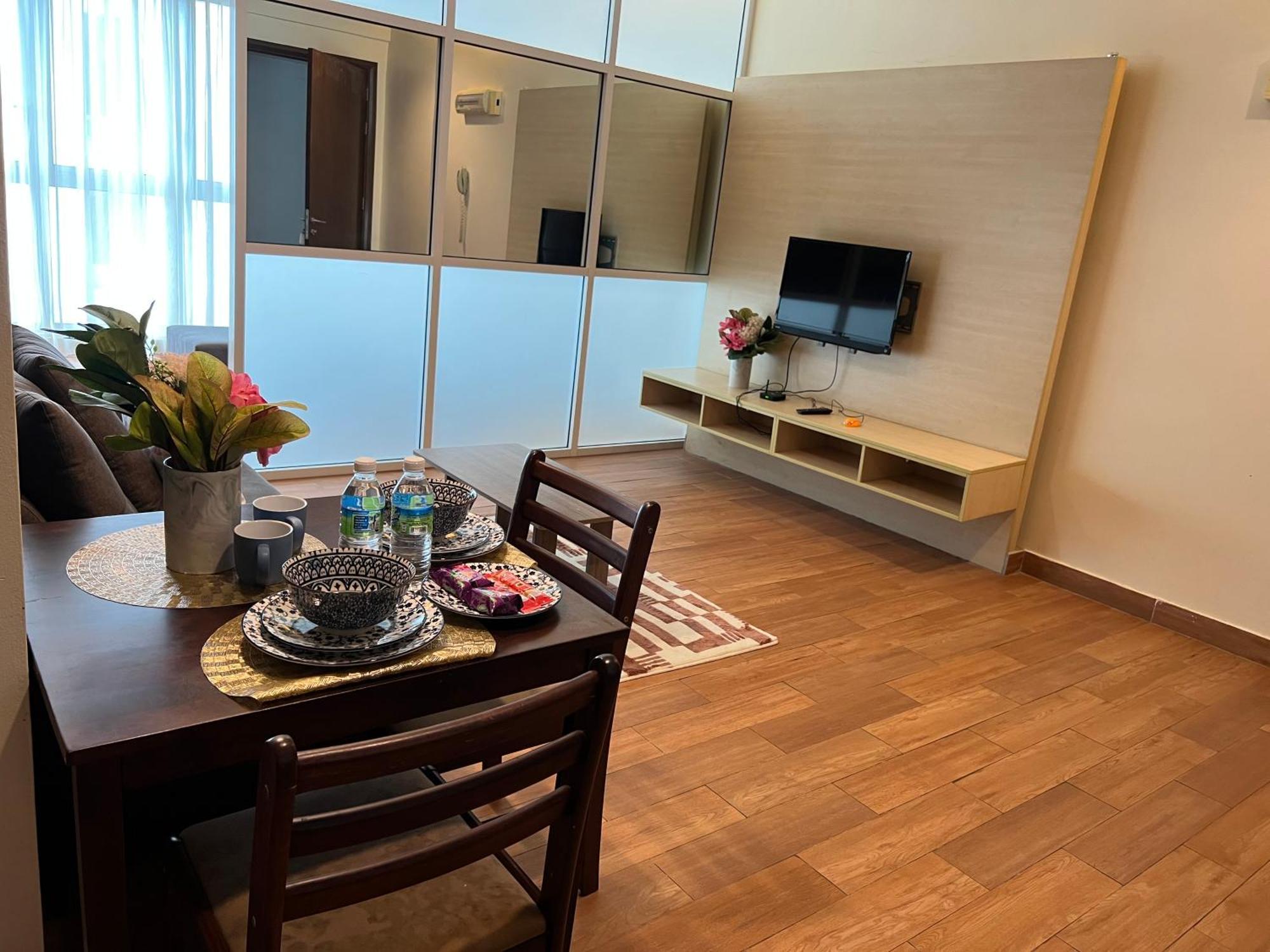 Regalia Service Suites Klcc Skypool Kuala Lumpur Bilik gambar